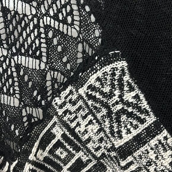 Velzera black & white boho open front one size short sleeve fringe cardigan - Picture 4 of 7